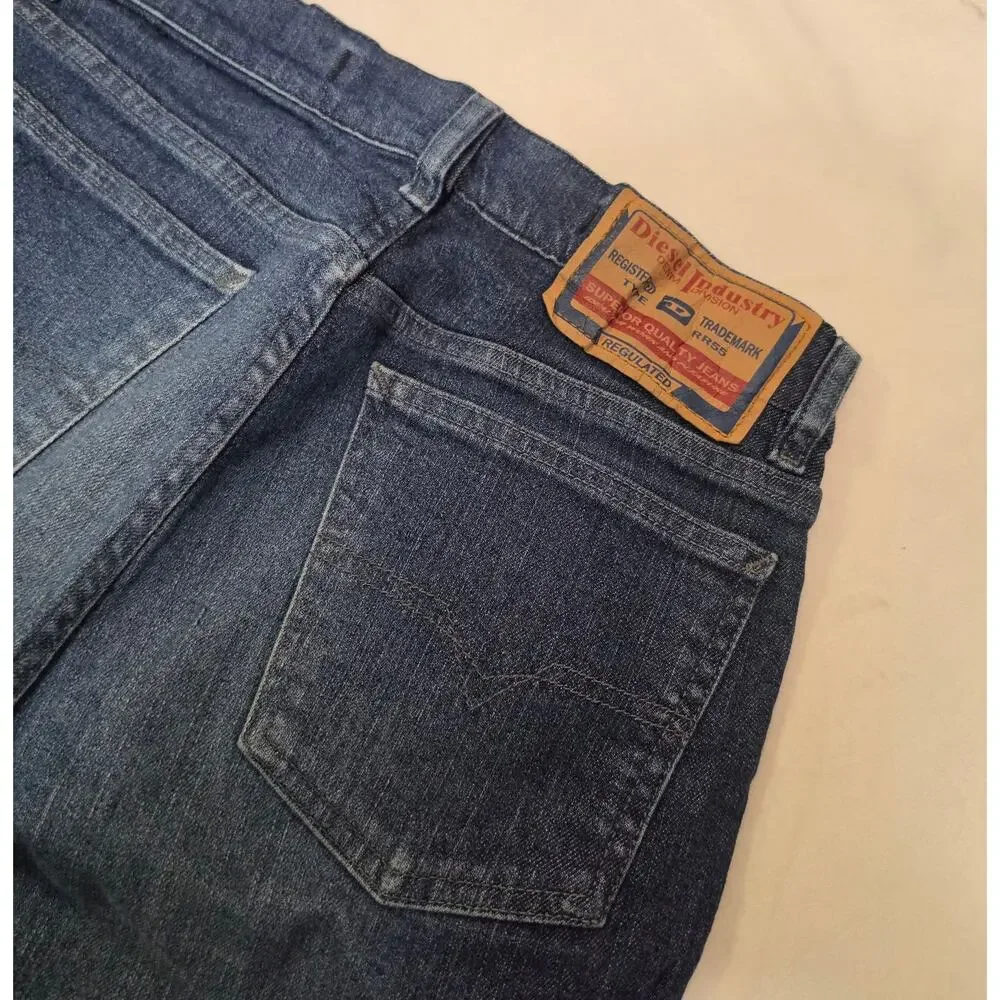 Diesel Fanker Straight-Leg Jeans – Dark Wash – Size 28